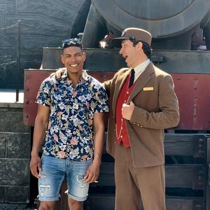 Meet your Posher, Manuel